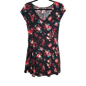 🚨073 Mudd Floral V Neck Black  Mini Dress